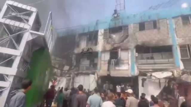 مجزرة جديدة.. 19 شهيدا في قصف لعيادة أونروا
