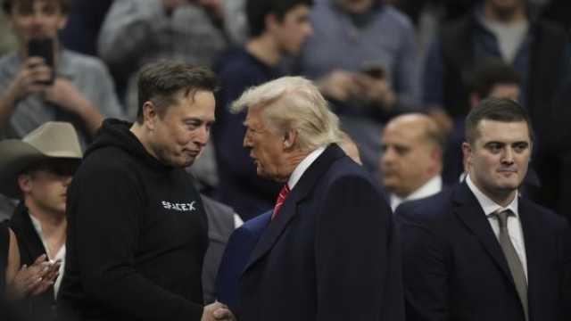 تصريح مفاجئ لترامب حول بقاء إيلون ماسك في البيت الأبيض