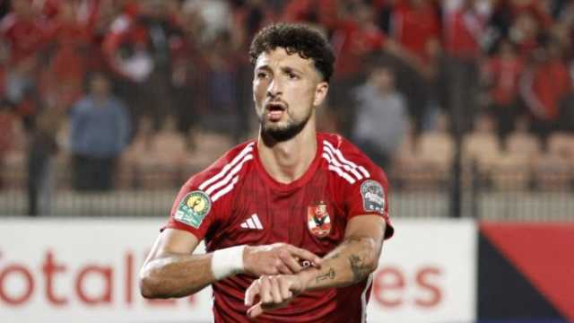 تألق فلسطيني في ليلة حسم الدوري: سوبر هاتريك وسام أبو علي يقود الأهلي لسحق فاركو