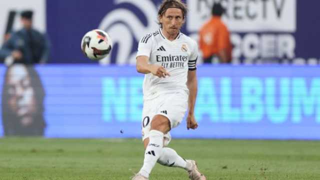 ألونسو يتمسك بخبرة مودريتش..طلب مفاجئ لإبقائه في ريال مدريد