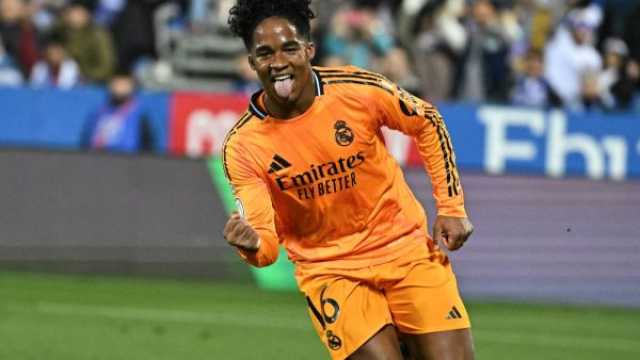 باريس سان جيرمان يجهز عرضًا مغريًا لضم إندريك من ريال مدريد