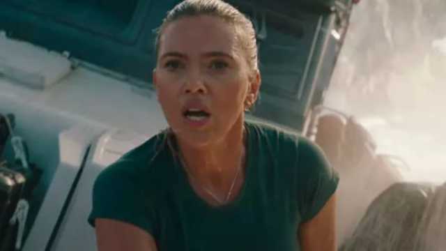 سكارليت جوهانسون تخطف الأنظار في الإعلان الترويجي لـ فيلم Jurassic World Rebirth .. التفاصيل