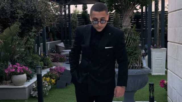 ما هو مرض زوجة لورنس المنسي؟