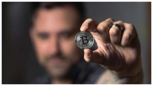 أسعار العملات المشفرة مقابل الدولار