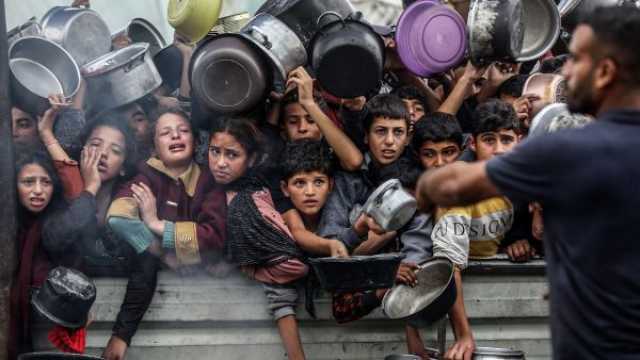 الجيش الإسرائيلي يطلق النار على فلسطينيين قرب مركز مساعدات في غزة