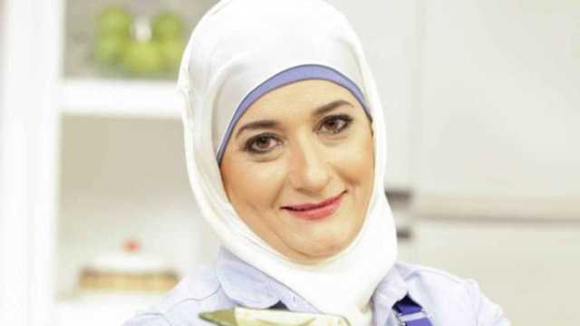 ظهور الشيف منال العالم بدون حجاب يثير الجدل على مواقع التواصل الاجتماعي