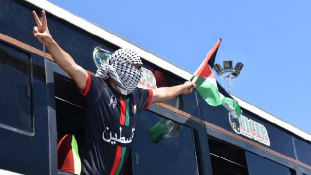 قافلة الصمود تكمل مسيرها لكسر الحصار عن غزة