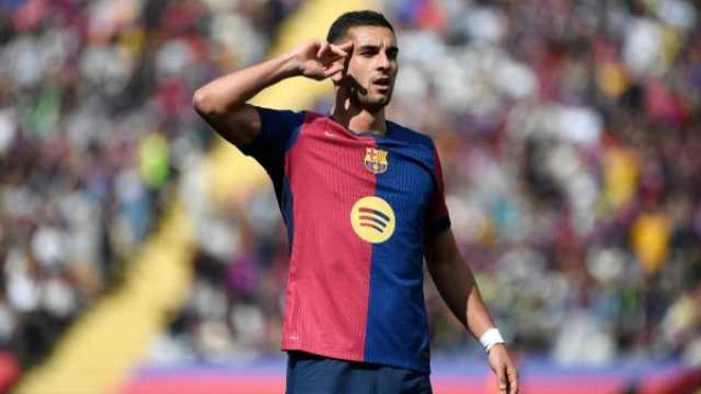 عرض سعودي ضخم يُهدد بقاء فيران توريس في برشلونة