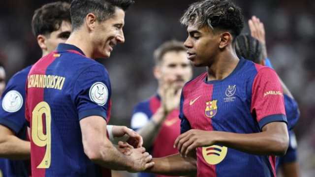 مهاجم برشلونة ليفاندوفسكي يوجه رسالة حاسمة لـ يامال: لم تعد طفلاً