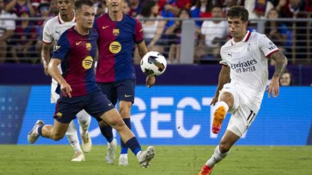 صراع ثلاثي على نجم برشلونة: أندية أوروبية كبيرة تستهدف كاسادو