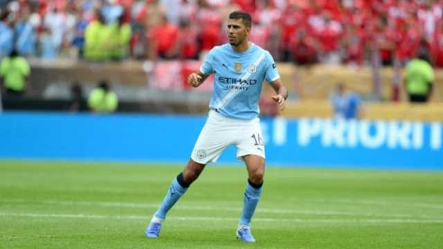 مانشستر سيتي يواجه ريال مدريد بعقد خيالي لإبقاء رودري في إنجلترا