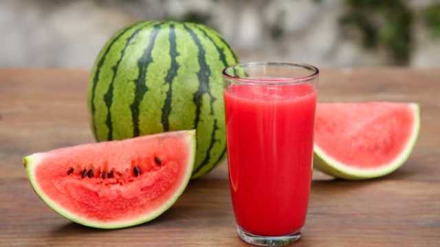عصير البطيخ بماء الورد