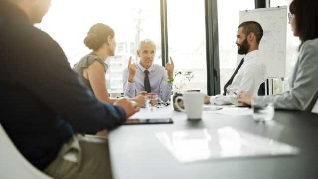 عبارات قصيرة تصنع فرقًا كبيرًا في يومك