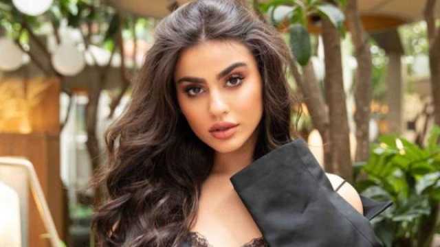 يومي تكشف عن سيارتها الجديدة رولز رويس كولينان والتي صممت لها خصيصاً
