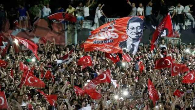 تركيا..القضاء يأمر بحبس عمدة اسطنبول للتحقيق بعدة تهم من بينها الإرهاب