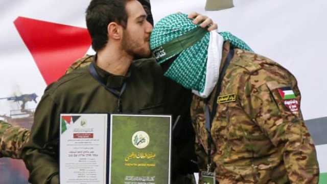 حماس تسلم ردها على مقترح استئناف المفاوضات وتعلن استئناف تبادل الأسرى