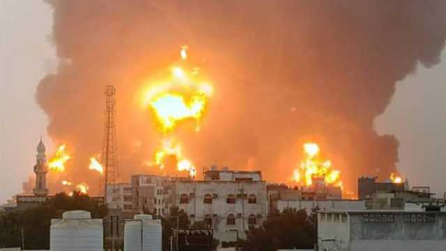 اليمن.. قصف أميركي بعشرات الغارات ومقتل قادة من الحوثيين
