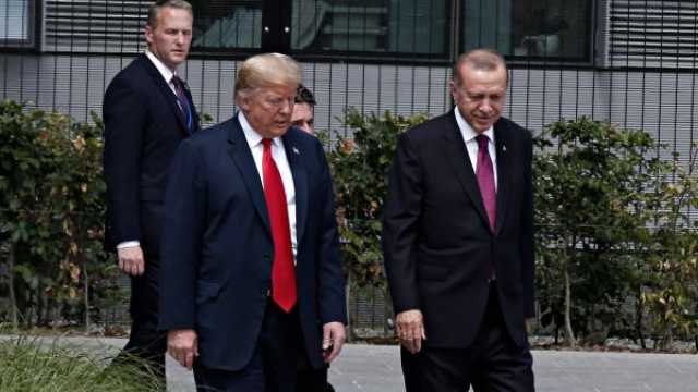 هل ستتدخل تركيا في الصراع بين القوات الكردية والحكومة السورية؟