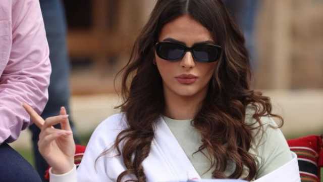 هنادي مهنا بالأبيض والأسود في مهرجان الجونة 2025