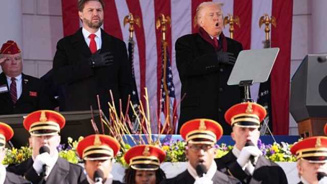 43 يومًا من الشلل الحكومي: أميركا تخرج من الأزمة ولكن إلى أين؟