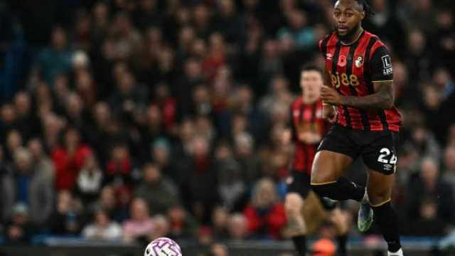 صفقة الشتاء المنتظرة..مانشستر يونايتد يخطط لكسر الشرط الجزائي لنجم بورنموث