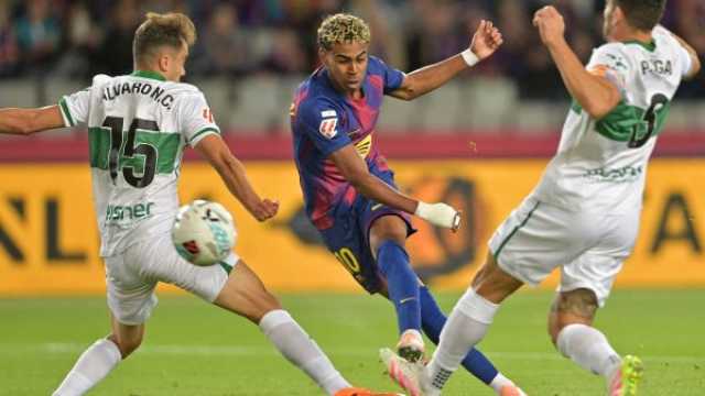 ليلة للنسيان: سبب غير متوقع يجبر نادي إلتشي على المبيت في برشلونة