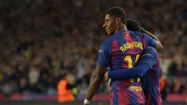 نجم برشلونة السابق يحذر: راشفورد لا يستحق 30 مليون يورو