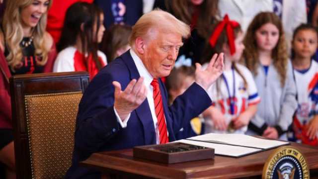 بالفيديو: حفلة في منتجع ترامب تثير الجدل