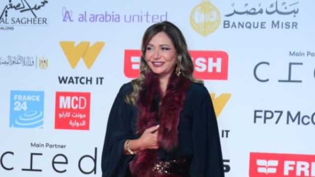 إطلالات النجوم على السجادة الحمراء لعرض فيلم بنات الباشا