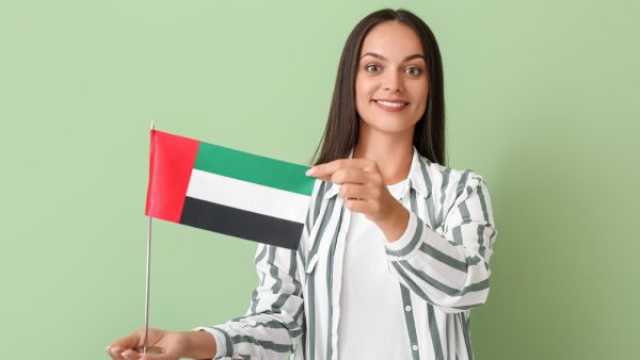 كيف تحتفل بيوم العلم الإماراتي في مكان العمل؟