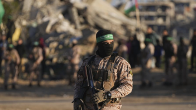 تفوق جديد وأسرار صادمة.. القسام تكشف كيف خدعت الاحتلال