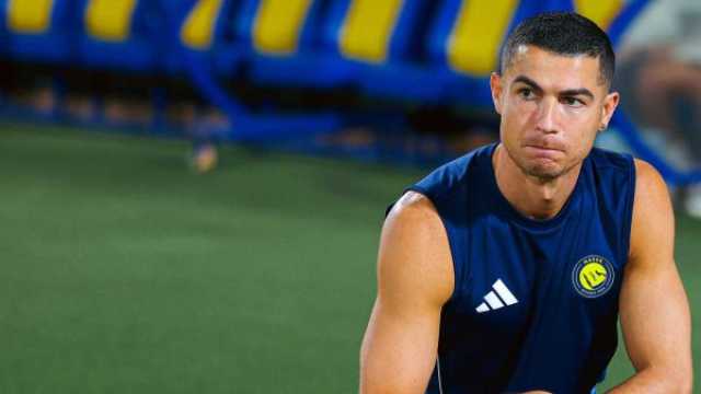 كريستيانو رونالدو يتصدّر الترند برقصه بالعقال ويشعل مدرّجات نادي النصر