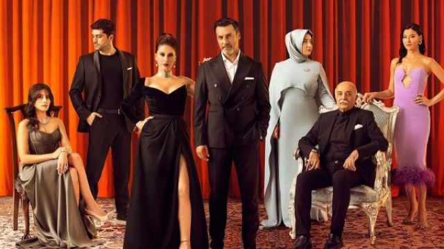 أسرار مسلسل شراب التوت تُكشف لأول مرة.. انسحابات نجوم وخلافات مشتعلة