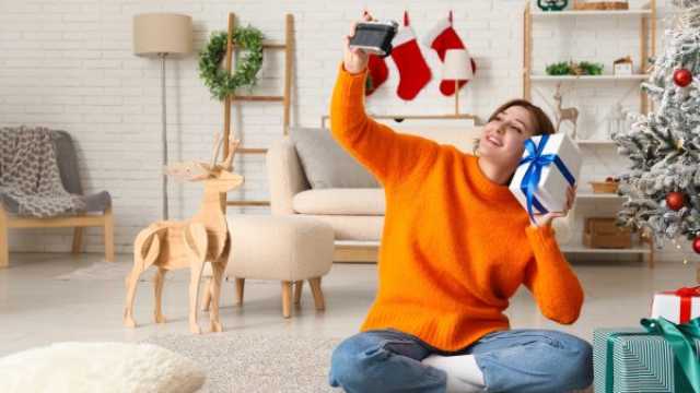 أفكار هدايا كريسماس للبنات 2025