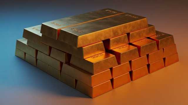 الذهب يتراجع أمام الدولار