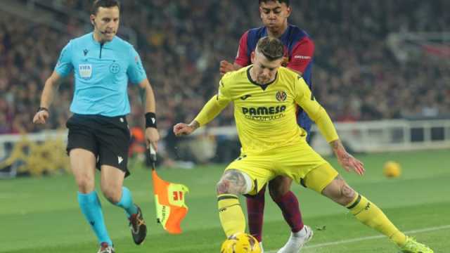 ريال مدريد يستعيد صدارة الليغا وبرشلونة يسقط على أرضه أمام فياريال
