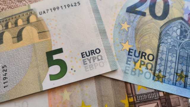 سعر اليورو اليوم في سوريا بالسوق السوداء الأحد 14 يناير 2024