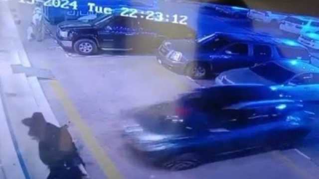 فيديو صادم: سيدة تدهس فتيات على الرصيف في السعودية