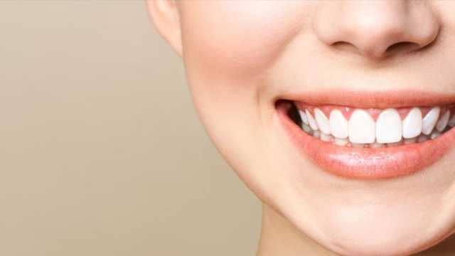 أفضل 8 عيادات للحصول على ابتسامة هوليود في دبي