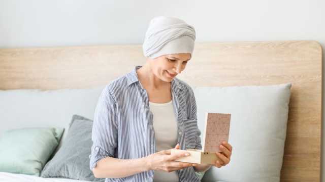 أفكار هدايا لمرضى السرطان