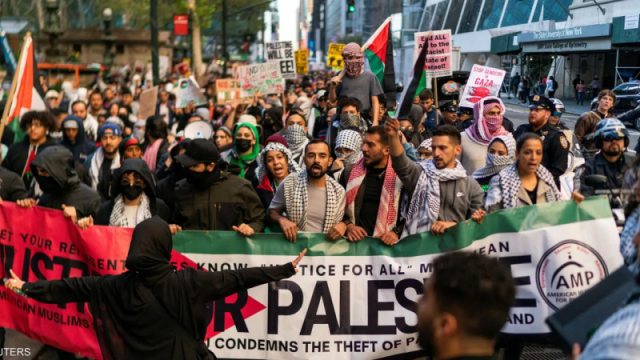 لنزع الغضب.. إليك ما فعله بايدن مع 6000 فلسطيني في أمريكا