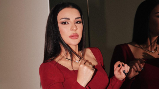 ماغي بوغصن تخطف الأضواء في جلسة تصوير حديثة.. إطلالة من وحي القمر