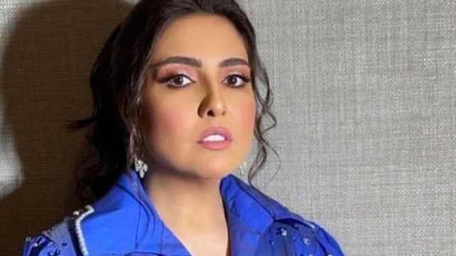 أول ظهور لمي كساب بعد وفاة والدها: حزن و نحالة مفرطة