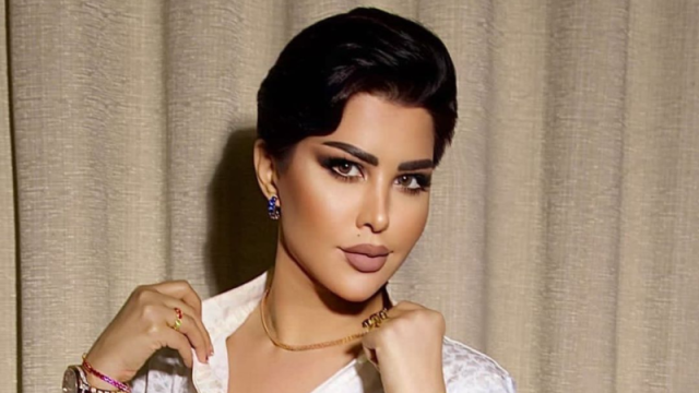 بعد حظر النقاب في مدارس مصر.. شمس الكويتية غاضبة