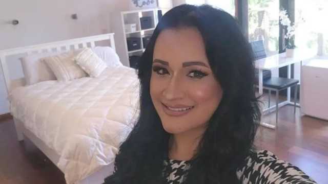 تكسب رزقها من تأجير نصف سريرها للغرباء شريطة عدم اللمس