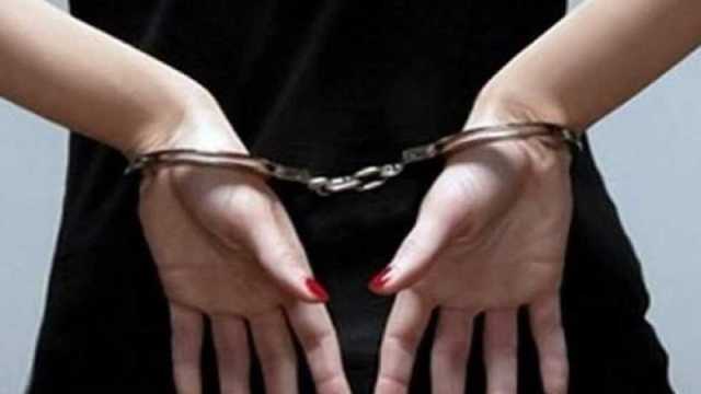 جريمة تهز الشارع المصري.. أم تقتل طفلتيها خنقا وتحاول الإنتحار