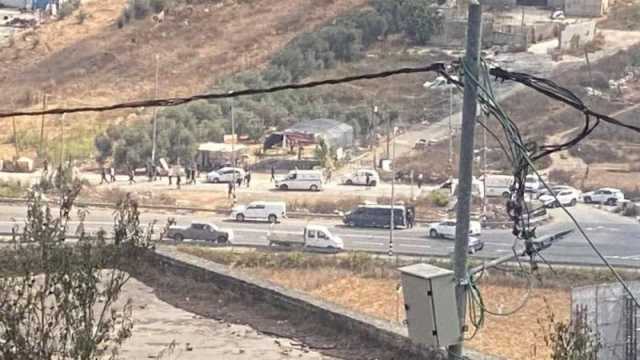 بالفيديو: استشهاد فلسطيني ونجله برصاص المستوطنين جنوب نابلس