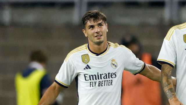 أندية إنجليزية تطارد نجم ريال مدريد