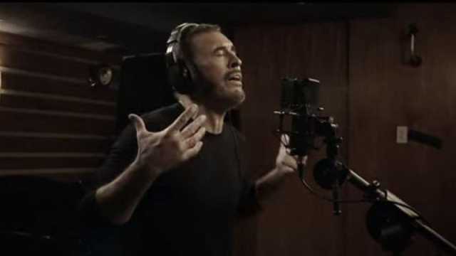 كاظم الساهر يطرح (Hold your fire) و العائدات لدعم فلسطين