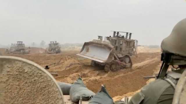 بلومبيرغ: التوغل البري في غزة سيكون بهذه الإستراتيجية